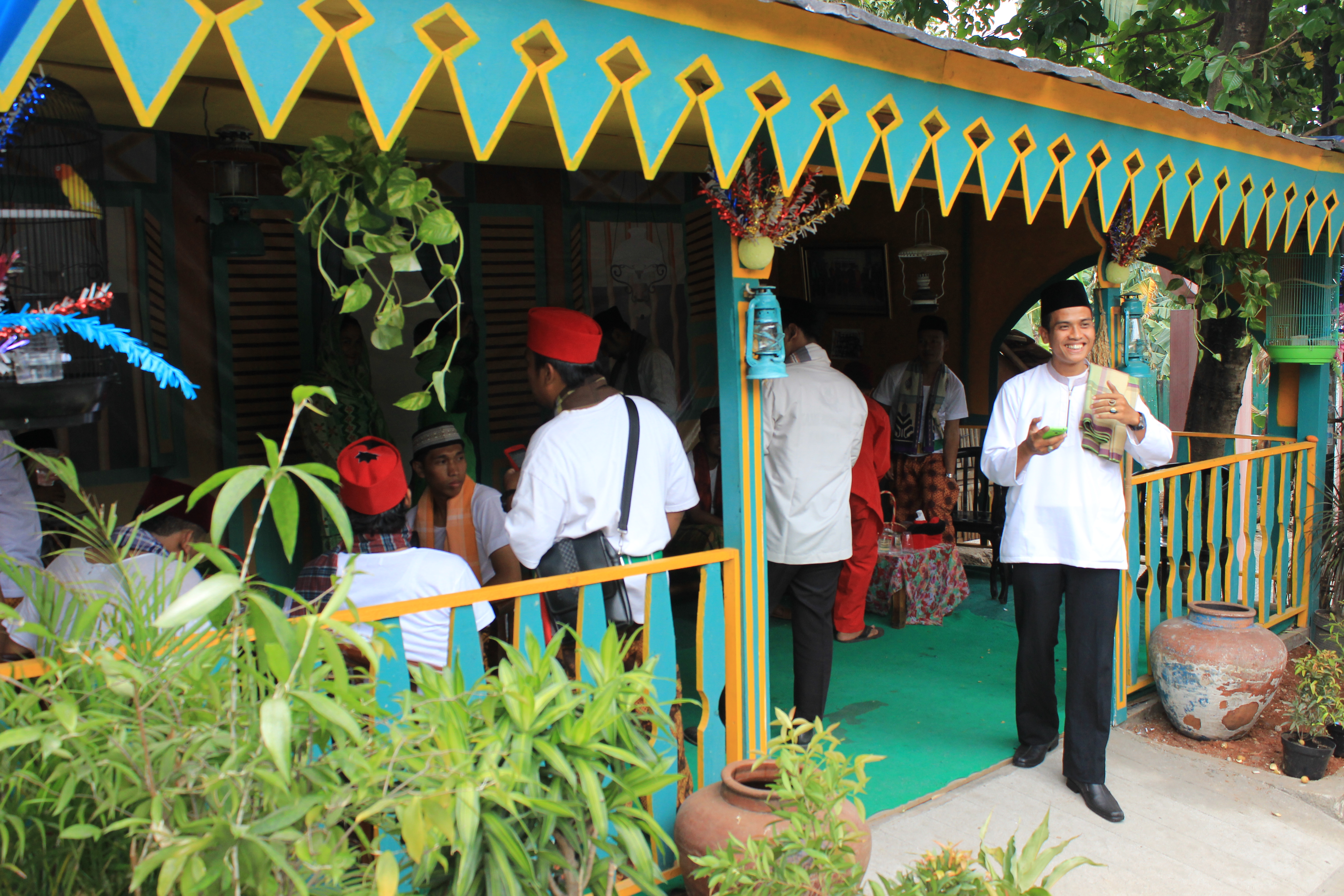 Rumah Makan Betawi Di Tangerang - Rumah XY